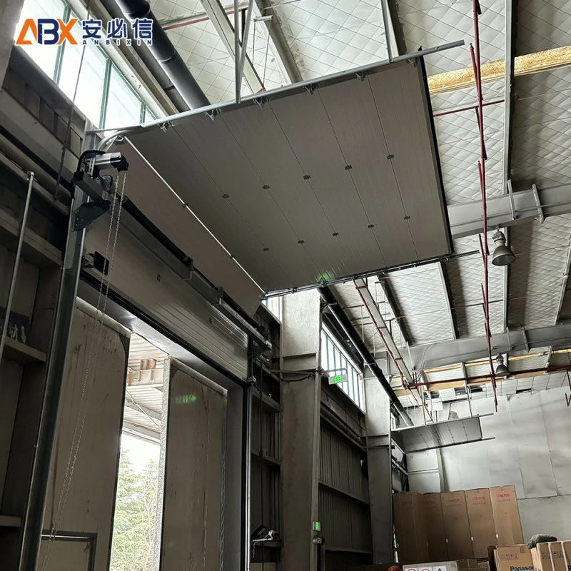 郑州市翻板提升门